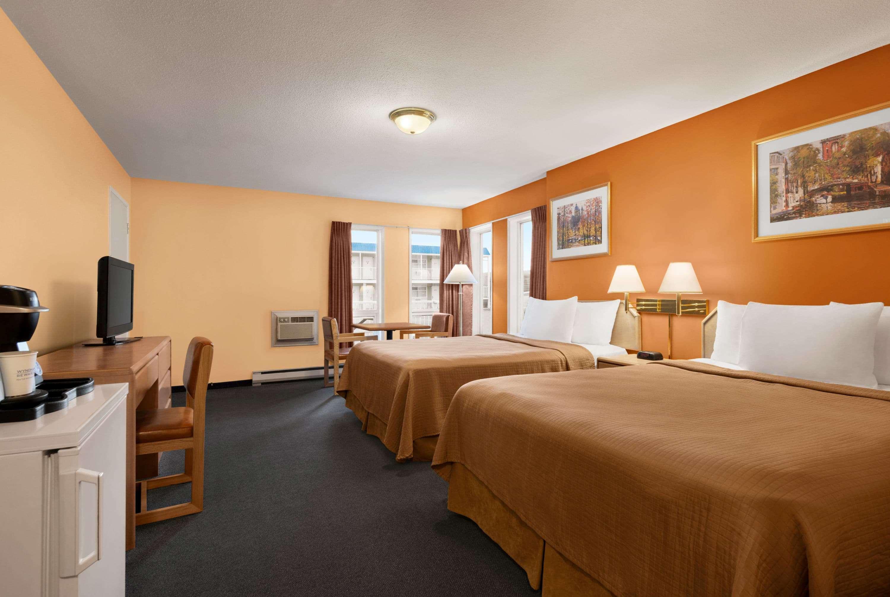 Travelodge By Wyndham Quesnel Bc Extérieur photo
