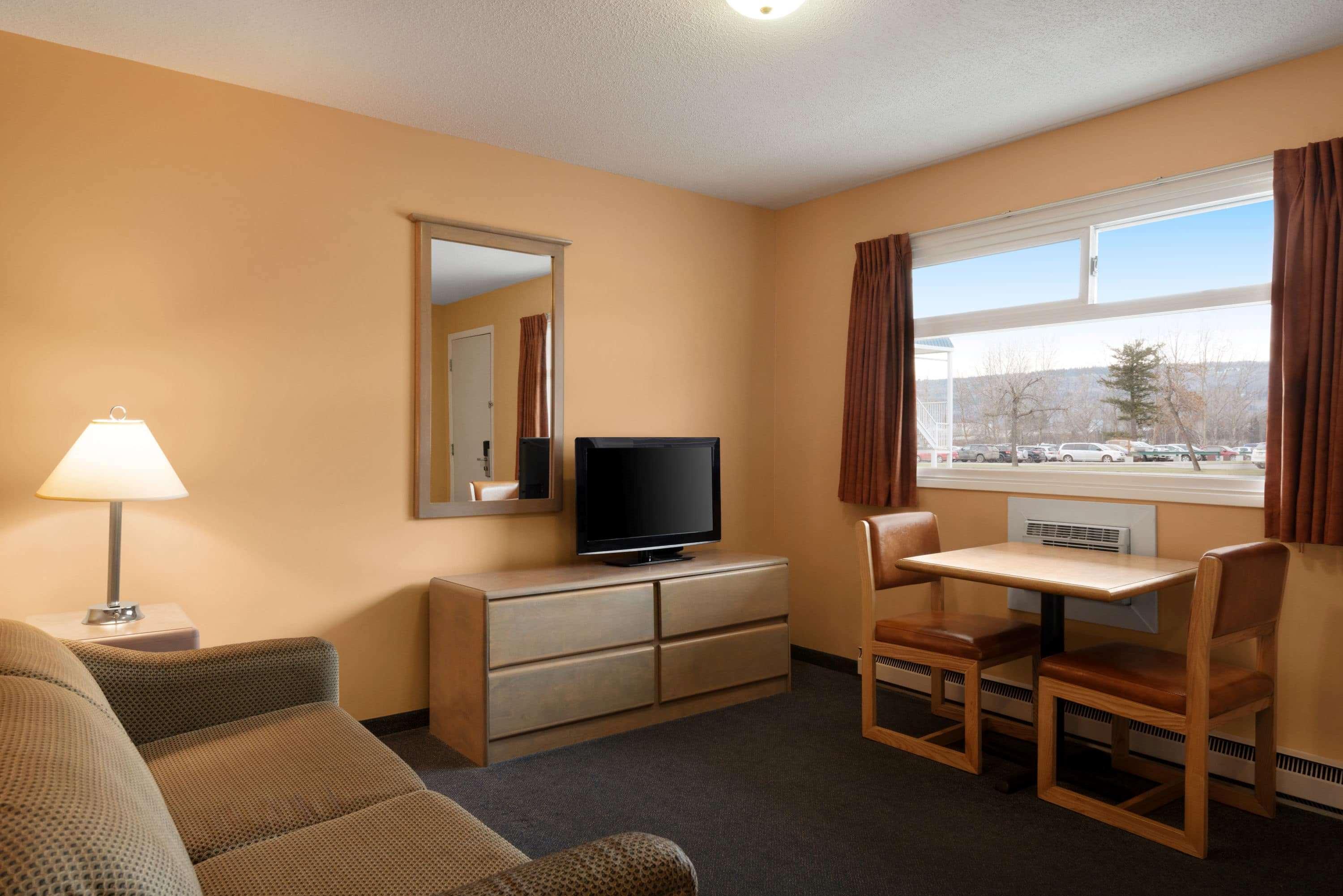 Travelodge By Wyndham Quesnel Bc Extérieur photo